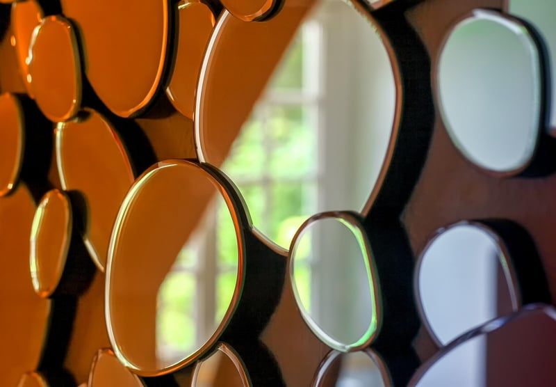 Découvrez le grand miroir rond 120 cm, la tendance déco incontournable de 2026