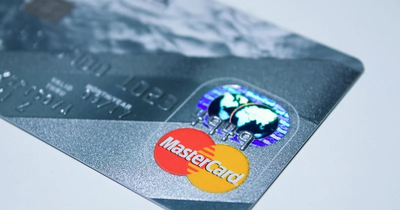 Payer en plusieurs fois en ligne : le 3x CB et le 4x PayPal